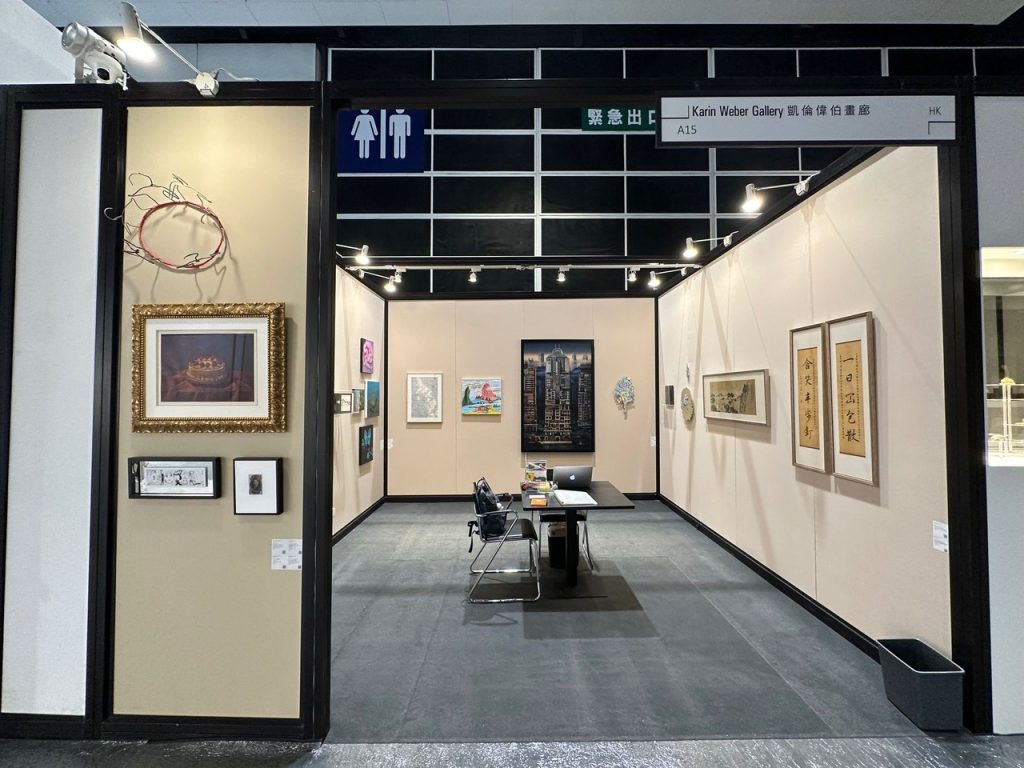 Installation view of Karin Weber Gallery's stand at Fine Art Asia, Hong Kong, showing works by gallery artists including Annette Marie Townsend's sculpture displayed on the rear wall.